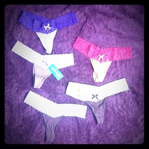 S-M Honeydew intimates 5 pack lace thong set